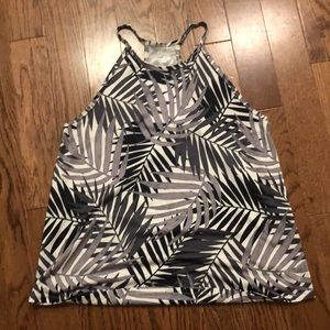 Old Navy active palm leaf top